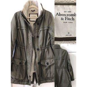 Abercrombie & Fitch warm cargo style jacket